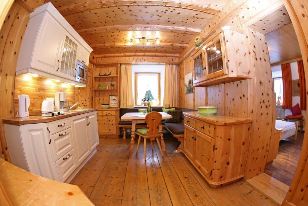 Beim Nuihausa Reit im Winkl Kamer foto
